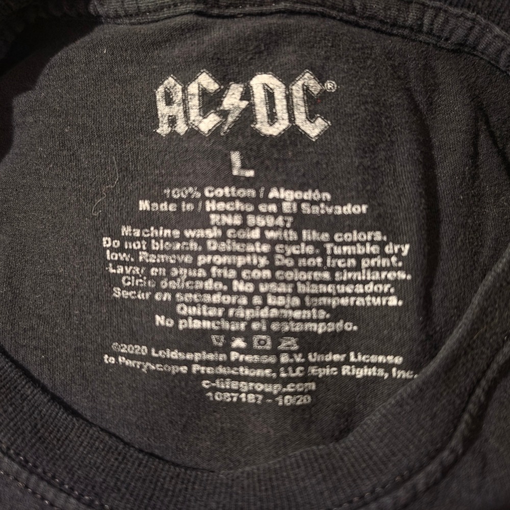 ACDC Back In Black Graphic T-Shirt Mens L Black Cotton Band Tee 2020 Licensed - Picture 4 of 7